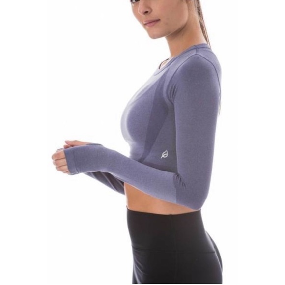 P’tula Invigorate Long Sleeve Cropped Fitted Seamless Workout Shirt NWT XS - Picture 1 of 9